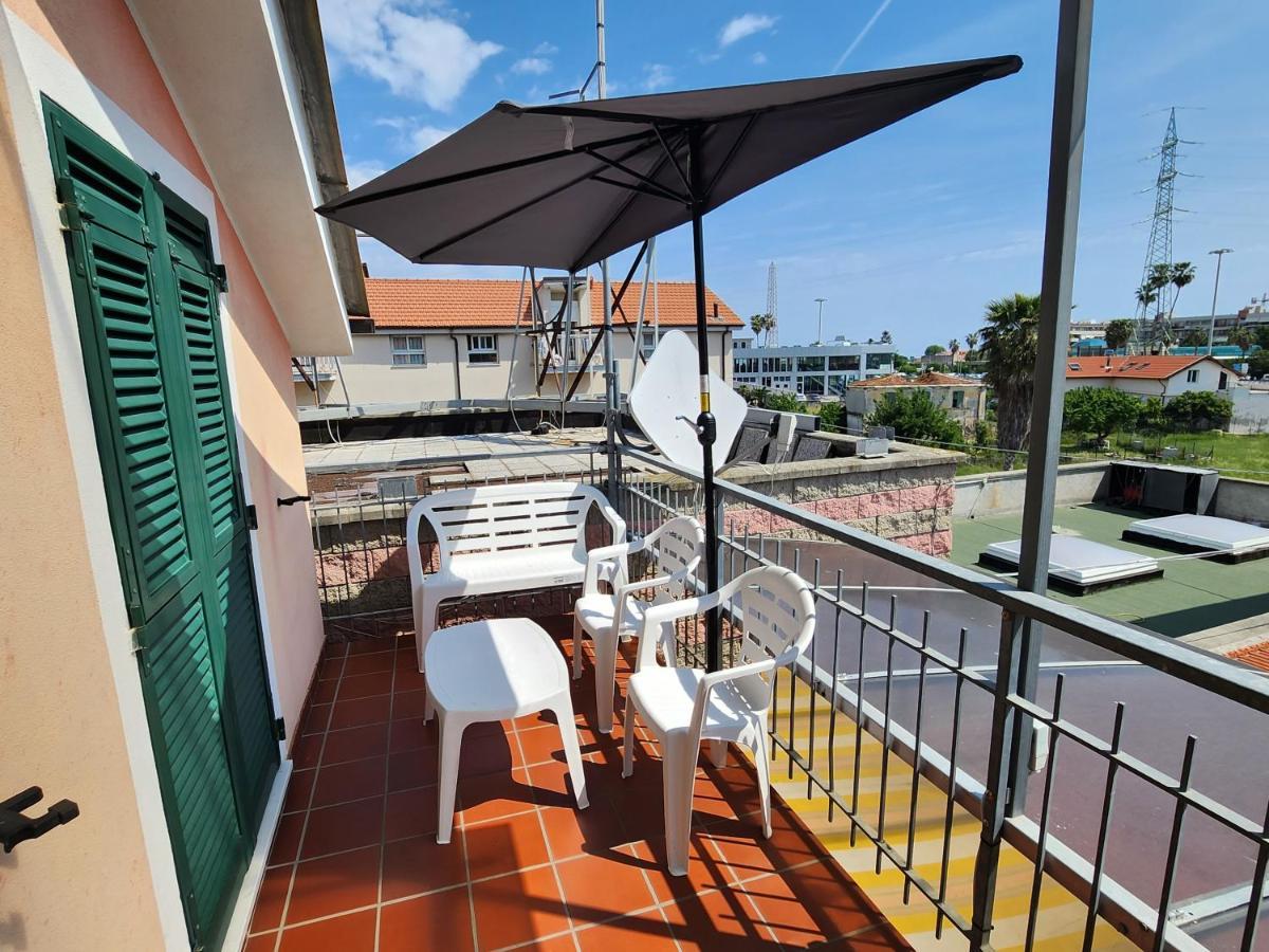 Appartamento Palm House Albenga Esterno foto